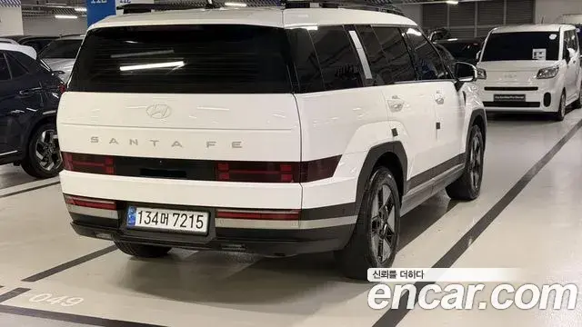 Hyundai Santa Fe 2025 — Фото 1/18