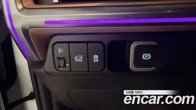 Hyundai Santa Fe 2025 — Фото 12/18