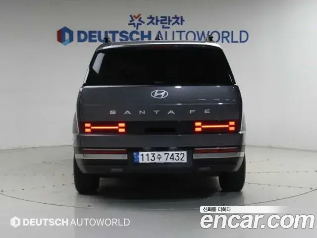 Hyundai Santa Fe 2024 — Фото 4/20
