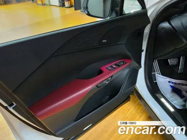 Lexus RX500h 2025 — Şəkil 13/18