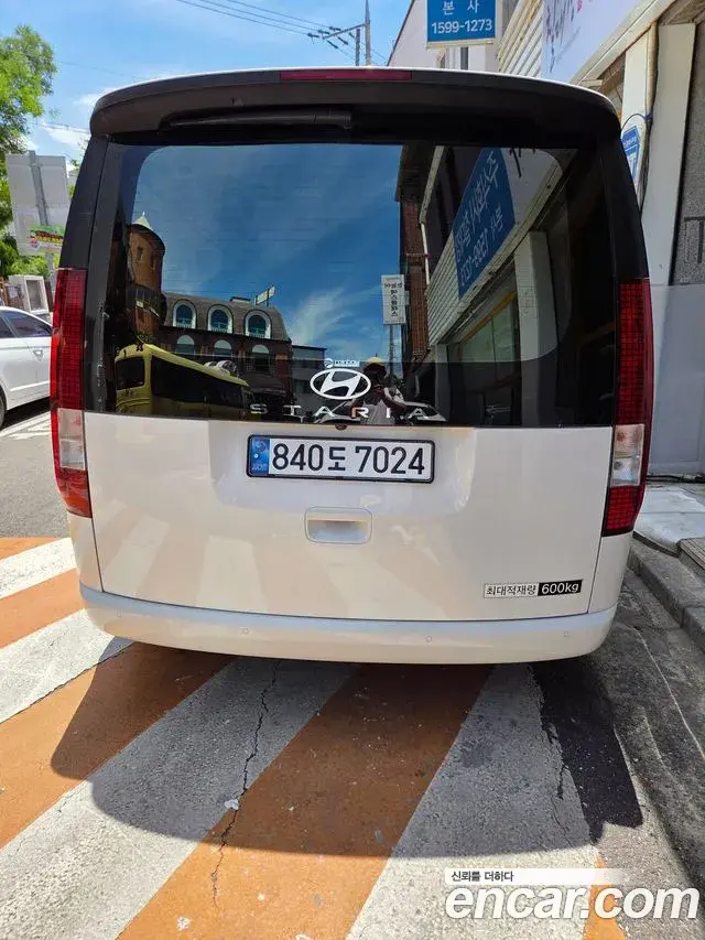Hyundai Staria 2024 — Фото 10/14