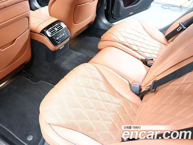 Mercedes-Benz S-Class 2023 — Фото 7/20