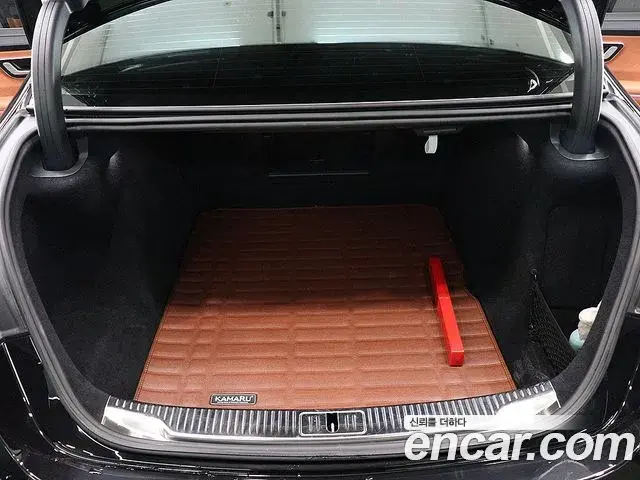 Mercedes-Benz S-Class 2023 — Фото 15/20