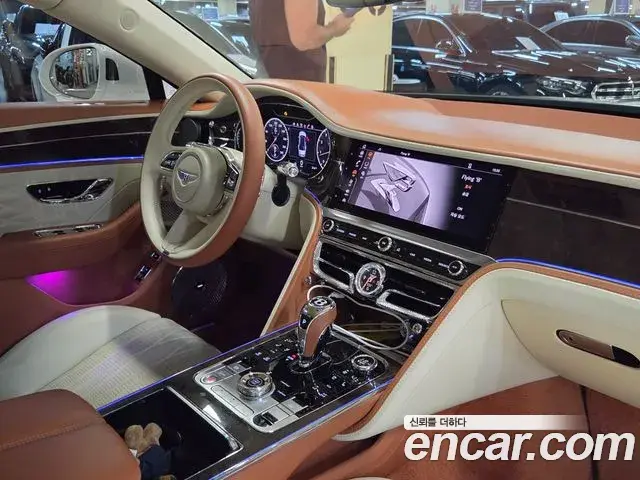 Bentley Flying Spur 2022 — Photo 6/20