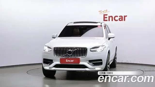 Volvo XC90 2023 — Фото 2/20