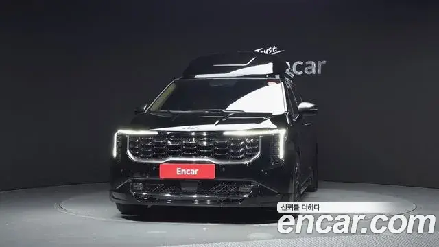 Kia Carnival 2023 — Photo 2/20
