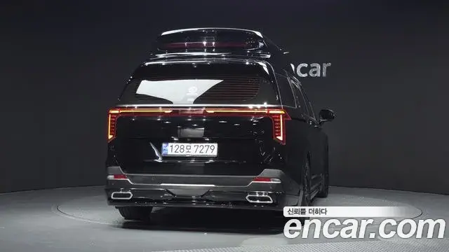 Kia Carnival 2023 — Photo 8/20