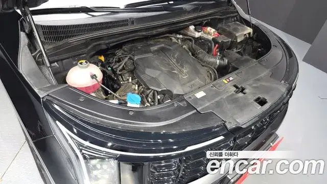 Kia Carnival 2023 — Photo 18/20