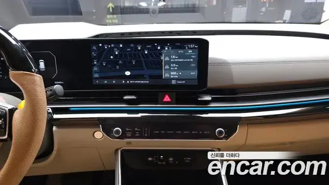 Kia Carnival 2023 — Photo 16/20