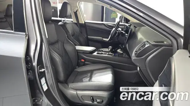 Lexus NX450h+ 2023 — Şəkil 18/31