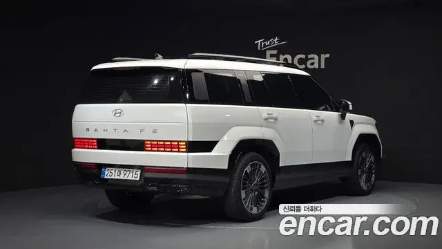 Hyundai Santa Fe 2025 — Фото 1/20