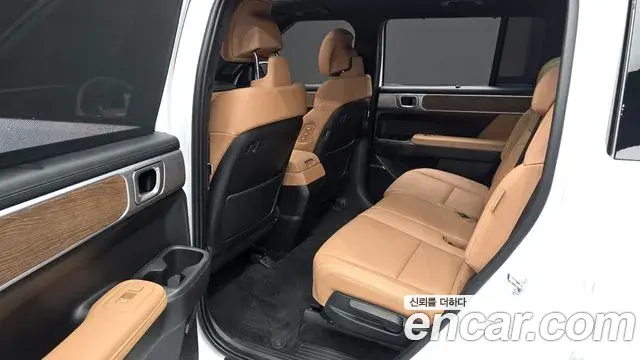 Hyundai Santa Fe 2025 — Фото 11/20