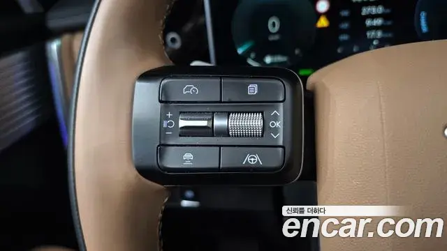 Hyundai Santa Fe 2025 — Фото 15/20