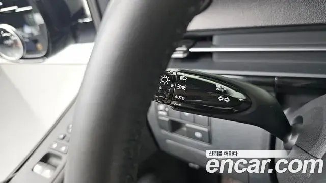 Hyundai Staria 2023 — Photo 20/20