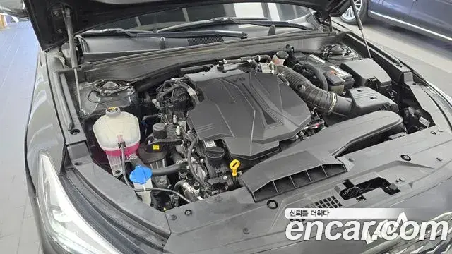 Kia K8 2023 — Photo 6/20