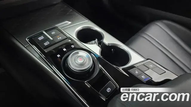 Kia K8 2023 — Photo 9/20