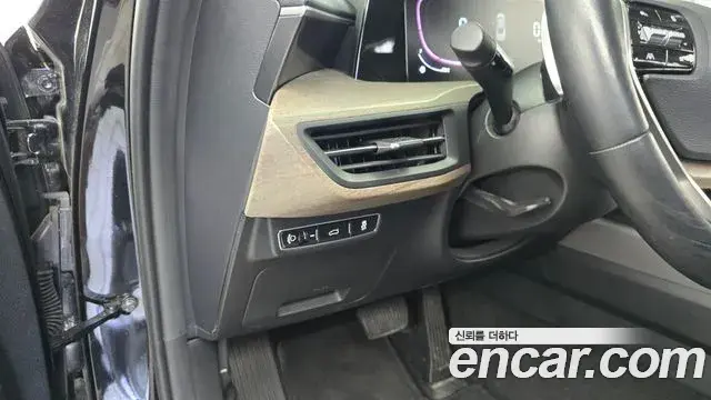 Kia K8 2023 — Photo 18/20
