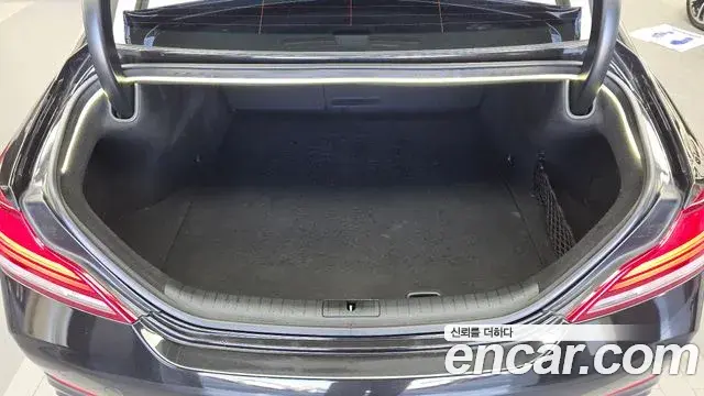 Genesis G70 2018 — Şəkil 18/20