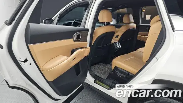 Kia Sorento 2023 — Фото 12/20