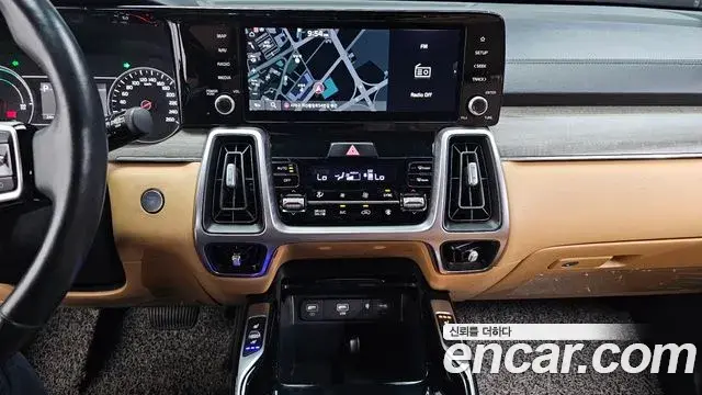 Kia Sorento 2023 — Фото 14/20