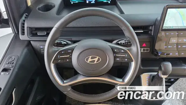 Hyundai Staria 2024 — Фото 14/20