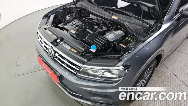 Volkswagen Tiguan Allspace 2020 — ფოტო 20/32