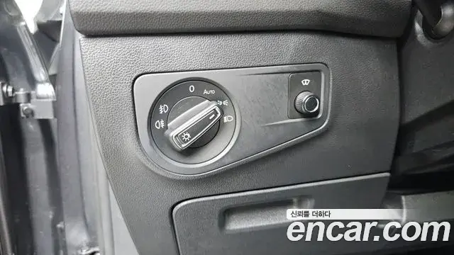 Volkswagen Tiguan Allspace 2020 — ფოტო 4/32