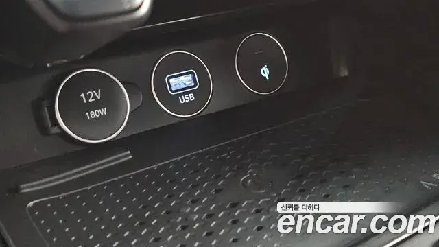 Genesis G70 2021 — ფოტო 22/36