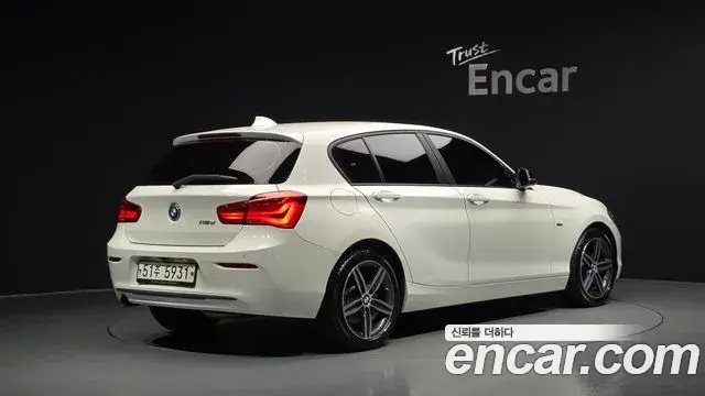 BMW 1 Series 2018 — Фото 2/20