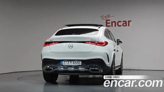 Mercedes-Benz GLC-Class 2024 — Фото 4/20