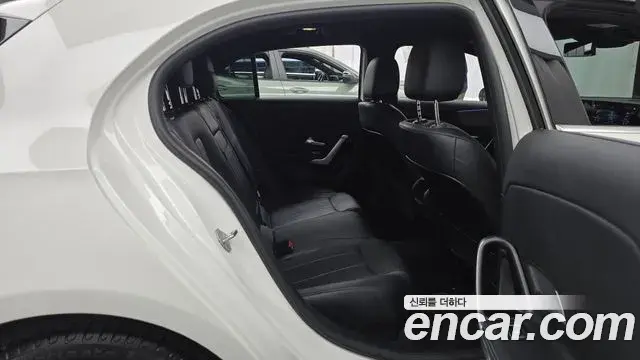 Mercedes-Benz A-Class 2022 — Фото 11/20