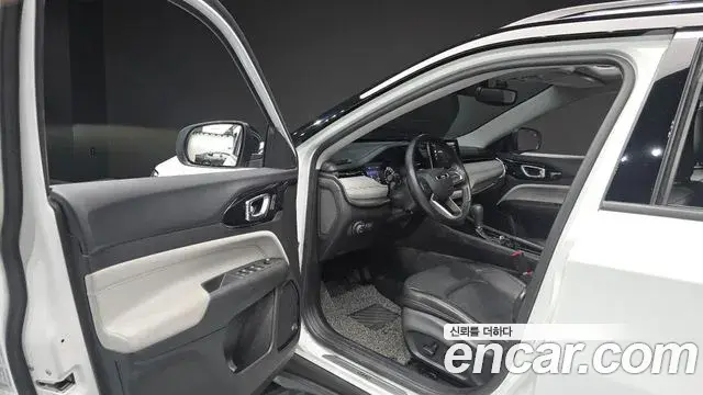Jeep Compass 2022 — Photo 20/32