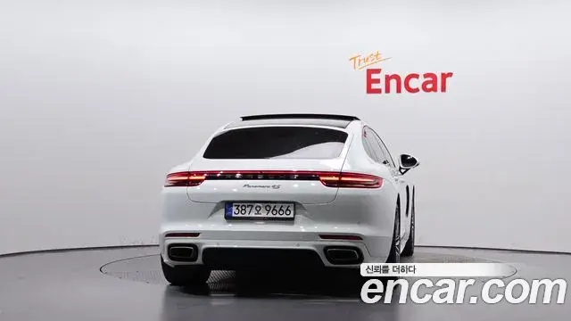 Porsche Panamera 2020 — Фото 4/20