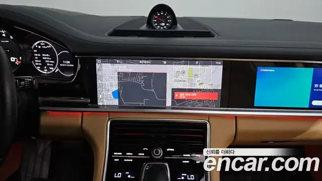 Porsche Panamera 2020 — Фото 12/20