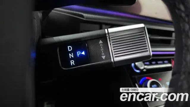 Hyundai Santa Fe 2024 — Photo 9/20