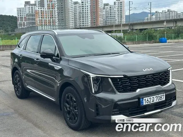 Kia Sorento 2025 — Photo 1/19