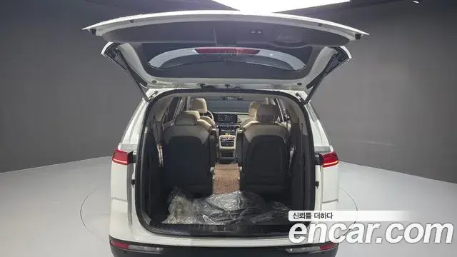 Kia Carnival 2021 — Photo 20/20