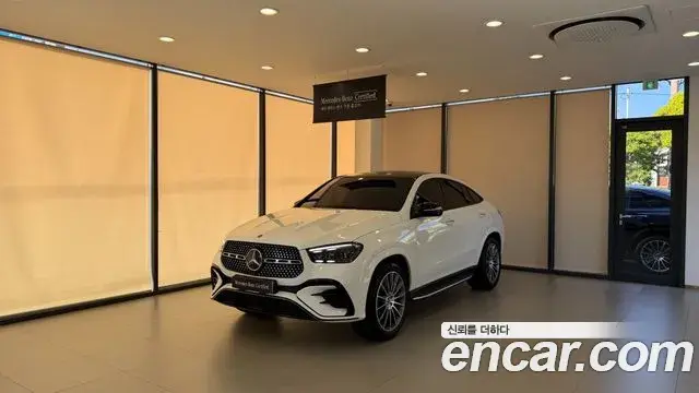Mercedes-Benz GLE-Class 2026 — Фото 10/17