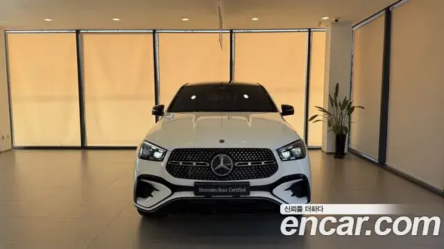 Mercedes-Benz GLE-Class 2026 — Фото 2/17