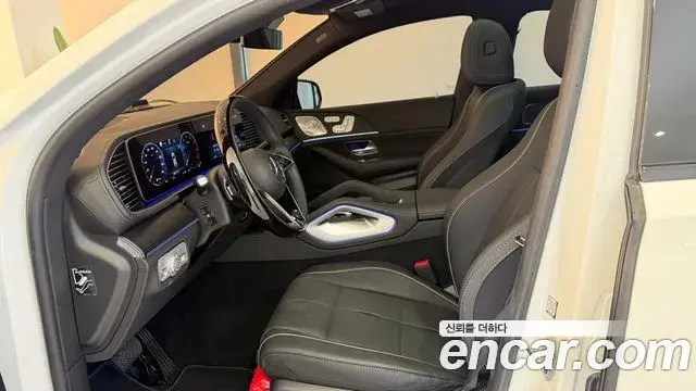 Mercedes-Benz GLE-Class 2026 — Фото 8/17