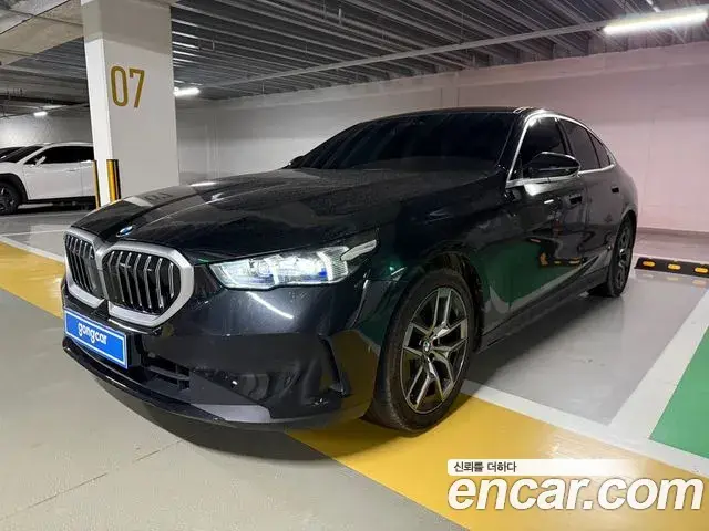 BMW 5 Series 2025 — ფოტო 19/19