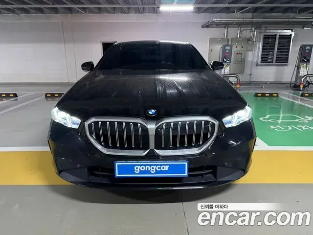 BMW 5 Series 2025 — ფოტო 2/19