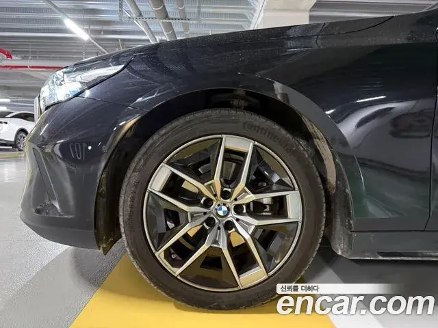 BMW 5 Series 2025 — ფოტო 4/19