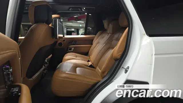 Land Rover Range Rover 2019 — Şəkil 10/46