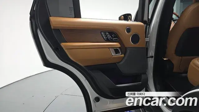 Land Rover Range Rover 2019 — Şəkil 26/46