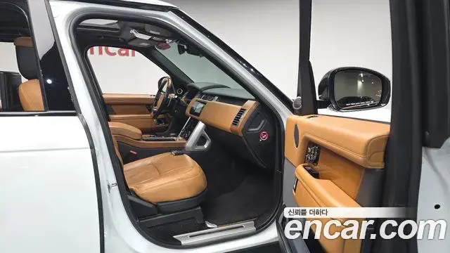 Land Rover Range Rover 2019 — Şəkil 29/46