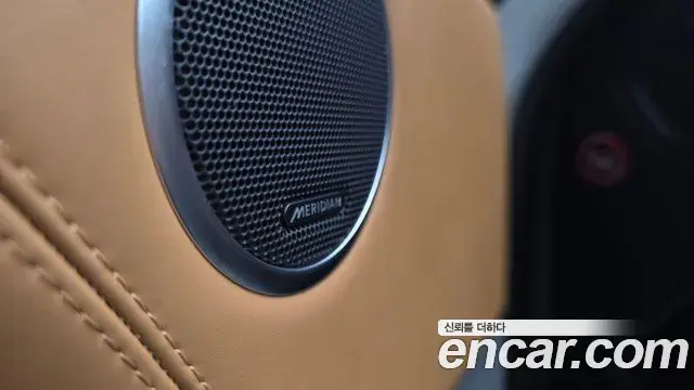 Land Rover Range Rover 2019 — Şəkil 18/46