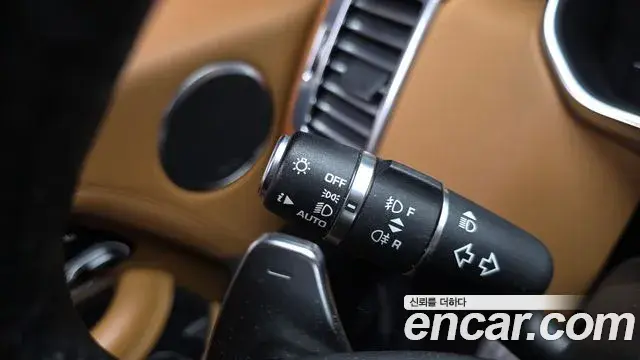 Land Rover Range Rover 2019 — Şəkil 16/46