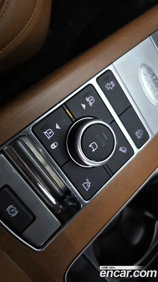 Land Rover Range Rover 2019 — Şəkil 45/46