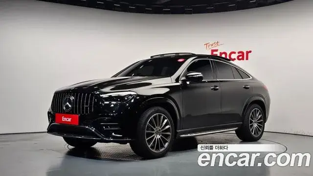Mercedes-Benz GLE-Class 2025 — Photo 21/39